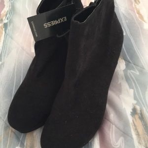 Size 10 ladies black suede wedge booties